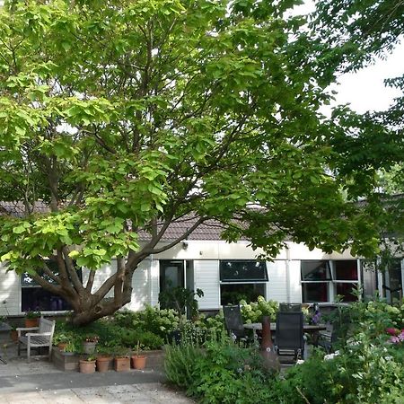 Huis bij de Catalpa Dordrecht Buitenkant foto